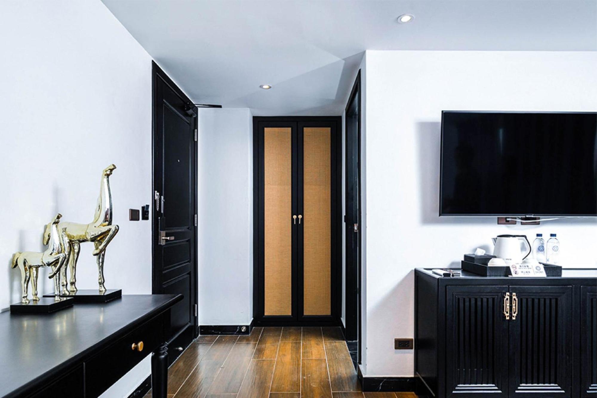 Glory Boutique Suites 清迈古城荣耀精品酒店 Chiang Mai Ngoại thất bức ảnh