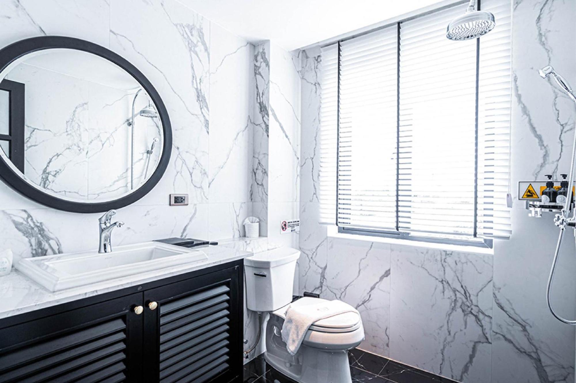 Glory Boutique Suites 清迈古城荣耀精品酒店 Chiang Mai Ngoại thất bức ảnh