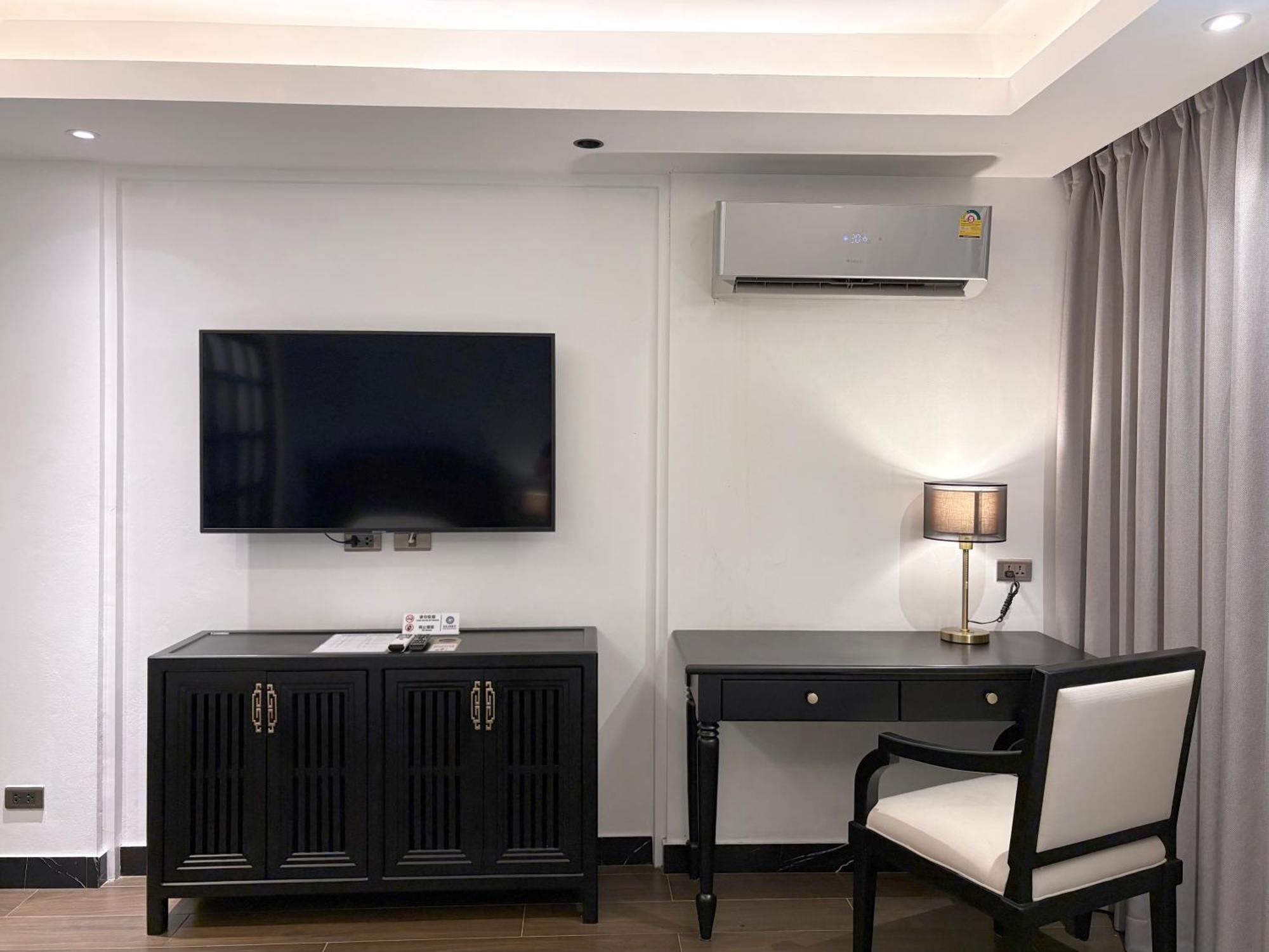 Glory Boutique Suites 清迈古城荣耀精品酒店 Chiang Mai Ngoại thất bức ảnh