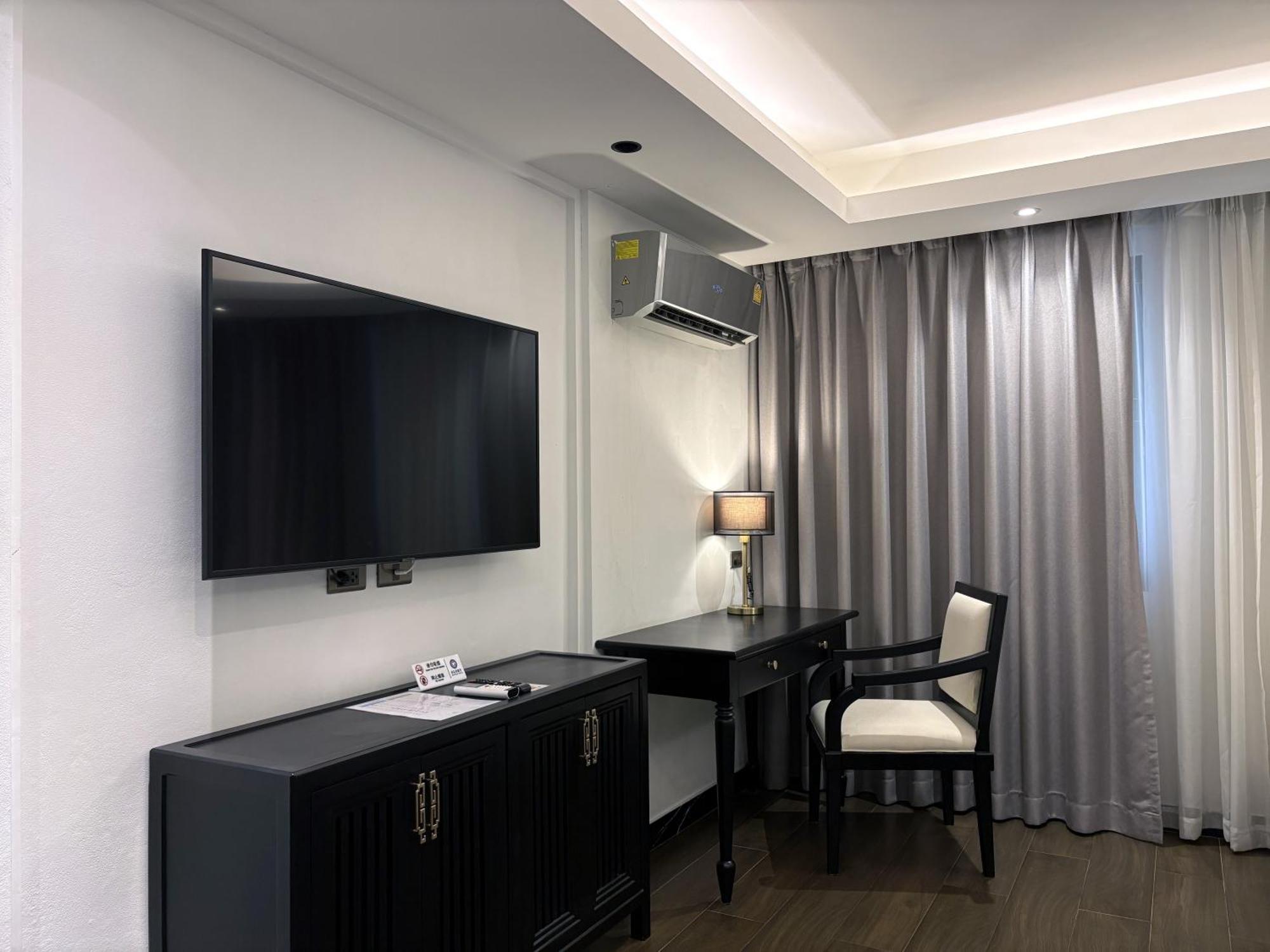Glory Boutique Suites 清迈古城荣耀精品酒店 Chiang Mai Ngoại thất bức ảnh